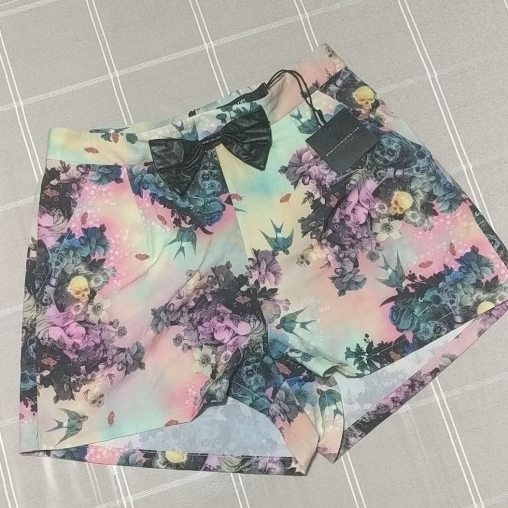 Iron Fist Pastel Floral Skull Bow Accent Women's Shorts